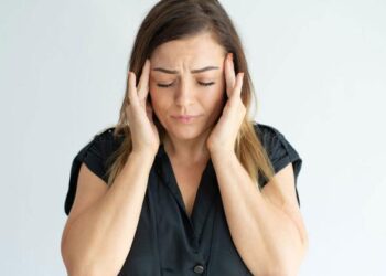 علامات ارتفاع هرمون الإستروجين عند النساء وأثره على الصحة