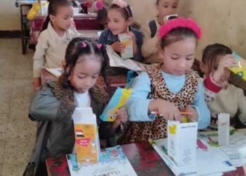 تفاصيل توزيع الوجبات المدرسية 2025 لطلاب أسيوط.. المواعيد والمكونات