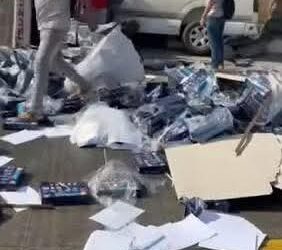 مصرع صيني وإصابة 8 آخرين بينهم أمريكي في حادث مروع على الطريق السياحي بالجيزة