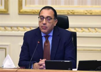 الحكومة تعلن موعد تطبيق التوقيت الشتوي في مصر 2025