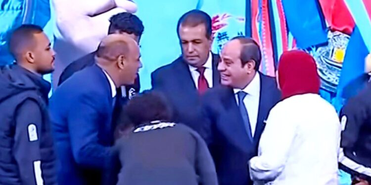 محمد أبو العجب يكتب: ‏رسالة التمكين الشامل لـ “ذوي الهمم”.. من إرث عصا الفرعون إلى تشريع 2018‏