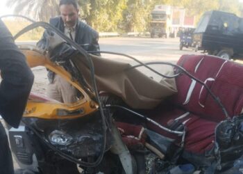 بالأسماء.. مصرع سيدتين وإصابة 3 أشخاص آخرين في تصادم سيارة ملاكي وتوك توك بطريق ديروط اسيوط الزراعى
