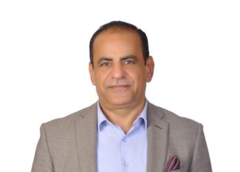 هل يستحق اللواء دكتور عماد عبد الحسيب ثقة أعضاء «سموحة» ؟