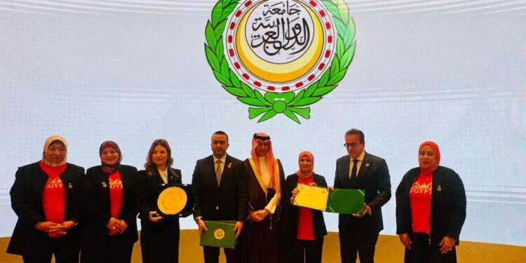 مصر تحصد جائزتي «الطبيب العربي» و«العمل المميز في التمريض» بمجلس وزراء الصحة العرب