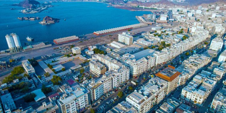 غضب المستأجرين في عدن لارتفاع الإيجارات السكنية