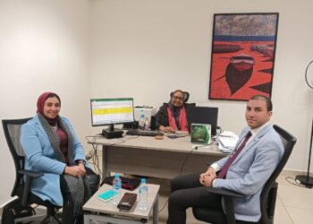محافظ بني سويف يناقش ملامح الخطة الإستراتيجية لوحدة السكان بالمحافظة