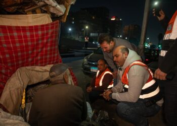 التدخل السريع يكثف الحملات الليلية لإنقاذ كبار بلا مأوى
