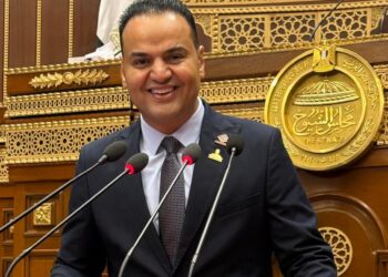 شلل مروري بديروط.. الحسيني الليثي يطالب بإعادة فتح النفق أو توفير بدائل آمنة للمواطنين