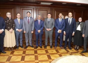 محافظ بني سويف يستقبل عددًا من أعضاء مجلس النواب لتهنئته بتوليه مهام منصبه الجديد