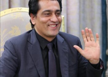 «ولا تجسسوا».. أيمن عبد المجيد يضع حدودًا فاصلة بين حق المعرفة وحرمة الحياة الخاصة