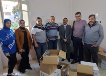 خلف الأبواب المغلقة.. مداهمة مخزن أدوية غير مرخص يهدد صحة المواطنين بأسيوط