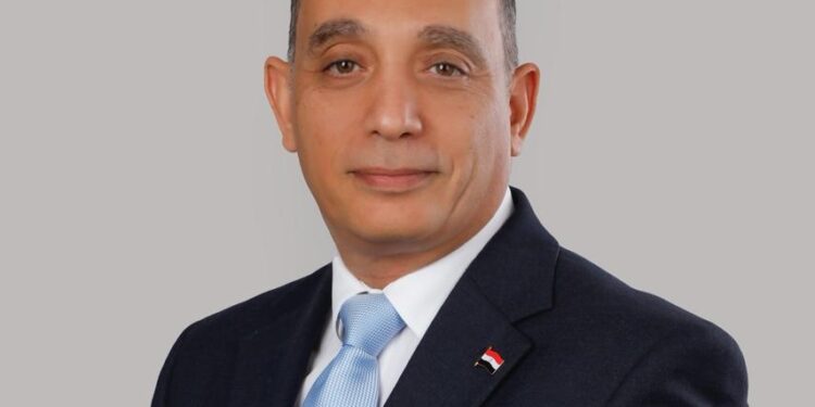 «المصريين مش فئران تجارب».. فريدي البياضي يتقدم بطلب إحاطة ويحذر من تقنين حقن وتركيبات مجهولة