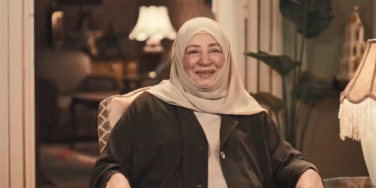 عبلة كامل تظهر في إعلان شركة اتصالات والجمهور: وحشتينا
