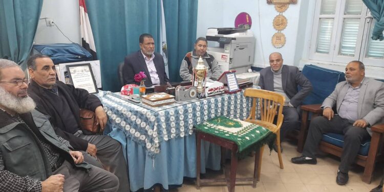 وكيل تعليم أسيوط: انعقاد غرف العمليات لمتابعة حالة الطقس السيء