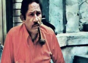 ولد في أسيوط وقتل أثناء تصوير فيلم «القرادتي».. نيازي مصطفى مخرج أفلام الريحاني