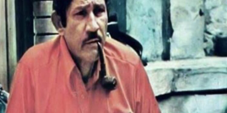 ولد في أسيوط وقتل أثناء تصوير فيلم «القرادتي».. نيازي مصطفى مخرج أفلام الريحاني