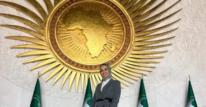 ابنة مركز البداري بأسيوط.. أول فتاة مصرية سفيرة للسلام بالاتحاد الإفريقي