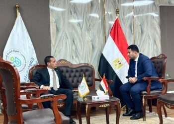 النائب سيد عبد الجليل يهنئ الدكتور محمد جبريل بمنصبه الجديد ويستعرض مطالب أهالي “الدائرة الثالثة” الصحية