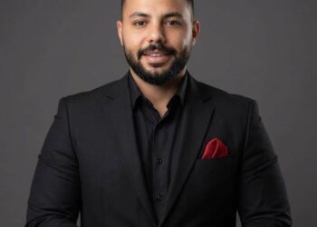 المستشار أحمد إيهاب يحذر من “فخاخ التقييم الموحد” في سوق الاستحواذ على الشركات