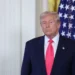 ترامب يهدد طهران: “إذا انتهت الهدنة غدًا.. القنابل ستنفجر”