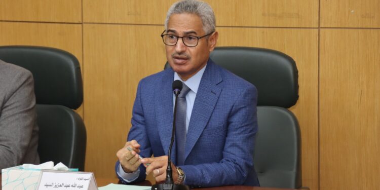 محافظ بني سويف يشهد ندوة تثقيفية موسعة عن معايير ومؤشرات قياس الكفاءات الوظيفية والسلوكية للعاملين بالجهاز الإداري