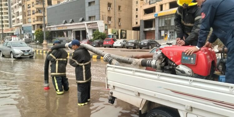 جهود مكثفة للحماية المدنية ببني سويف لمجابهة تداعيات موجة الطقس السيئ