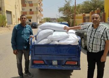 تموين الأقصر يضبط طن سكر مدعم قبل تهريبه للسوق السوداء ونصف طن أغذية منتهية الصلاحية بأرمنت