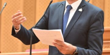 فين كروت تكافل وكرامة؟.. إيهاب منصور: الكارت صادر على السيستم والمواطن بيدور عليه.. والمستحقون تحت خط الفقر